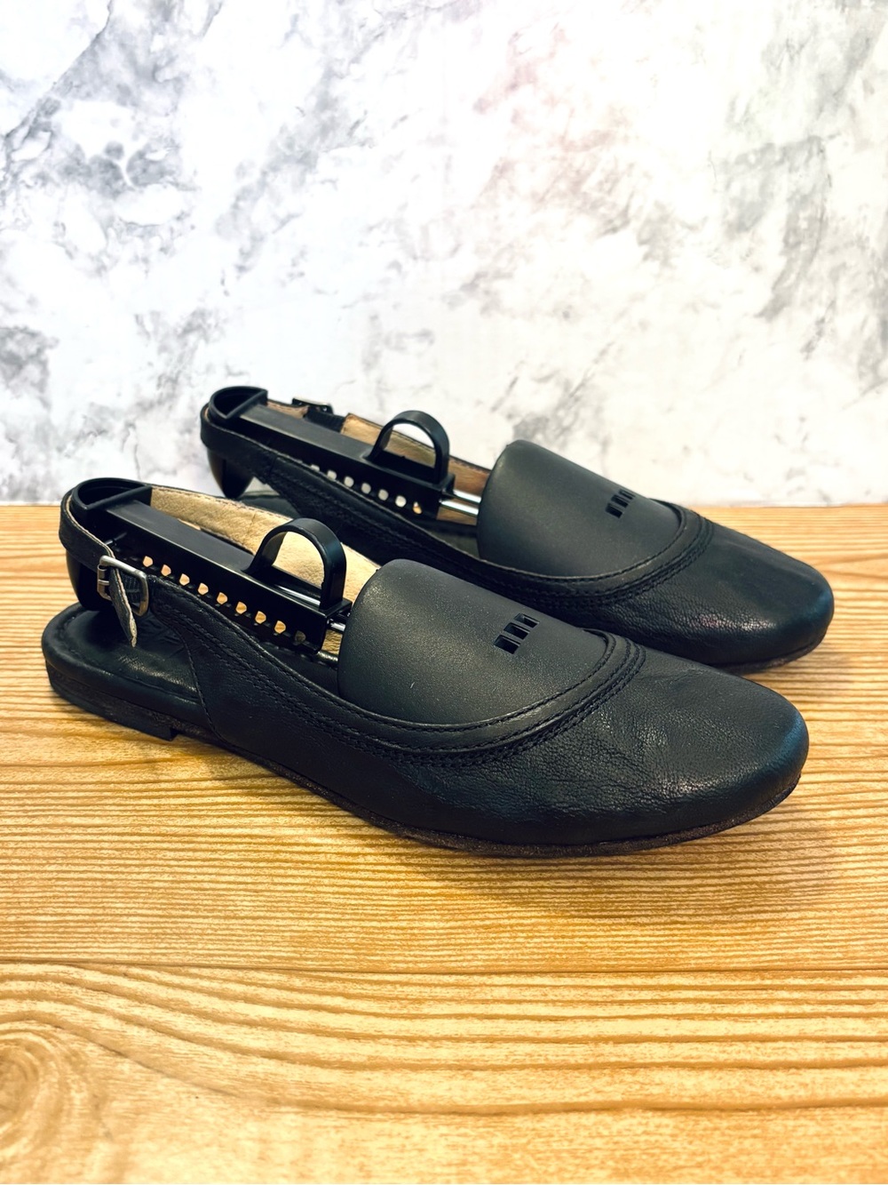 Frye Carson Sling Back Leather Black Ballet Flats Size 8.5 - Picture 2 of 9